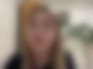 Mia's Live Sex Cam Show
