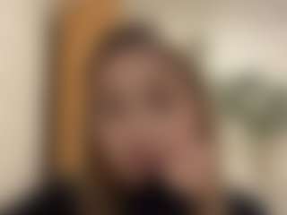 Mia's Live Sex Cam Show