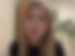 Mia's Live Sex Cam Show