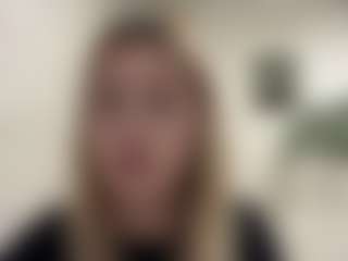 Mia's Live Sex Cam Show