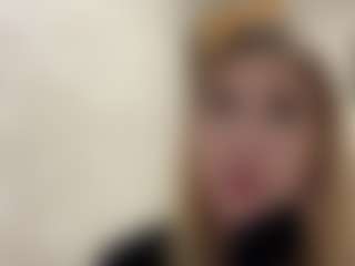 Mia's Live Sex Cam Show