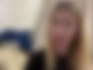 Mia's Live Sex Cam Show