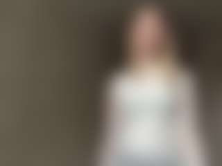 Live cam show with Mia - Blue Eyes on Mixed Magazine Live