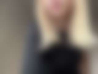 Mia's Live Sex Cam Show
