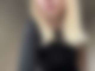 Mia's Live Sex Cam Show