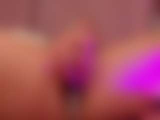 curvybby1's Live Sex Cam Show