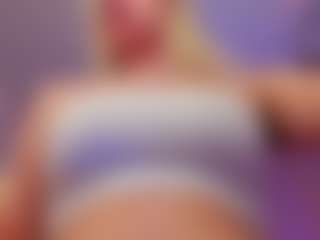 Curvybby1