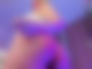 Curvybby1