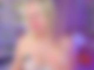 curvybby1's Live Sex Cam Show