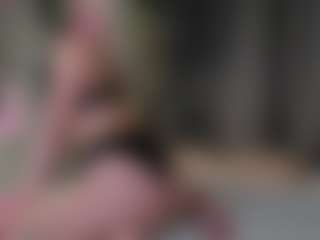 curvybby1's Live Sex Cam Show
