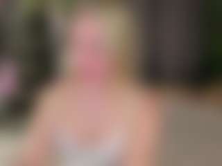 curvybby1 MILF webcam performer live streaming