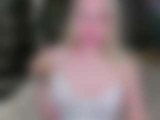 curvybby1's Live Sex Cam Show