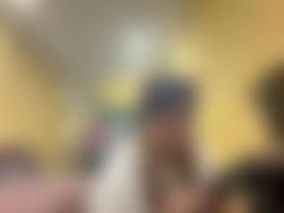 Lina's Live Sex Cam Show