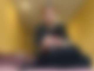 Live cam show with Lina - Fingering Latina on infinitiblacc.com