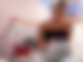 Lina's Live Sex Cam Show