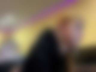 Lina's Live Sex Cam Show