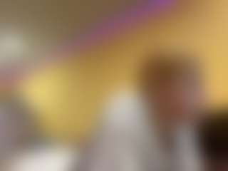 Lina's Live Sex Cam Show