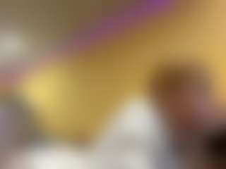 Lina's Live Sex Cam Show
