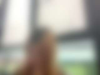 Live cam show with Lina - Smoking on friskycurves.com
