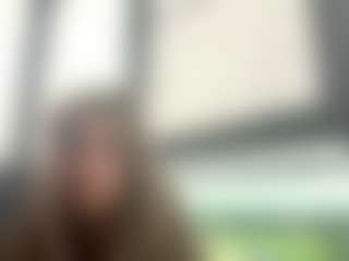 Live cam show with Lina - Drinking on luckytryst.com