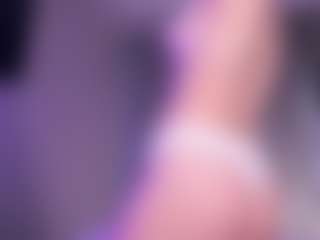 Live cam show with ElveraPitter - Ass Bouncing on Milfs Live