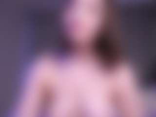 Live cam show with ElveraPitter - Facial Piercings on Soda Cam