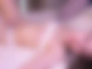 Live cam show with Kate - Petite on Gym Cam Girls