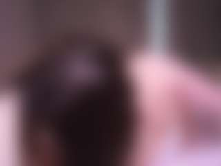 Live cam show with Kate - Pretty on StripNow