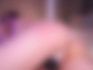Live cam show with Kate - Nipple Piercings on https://playwithruby.com