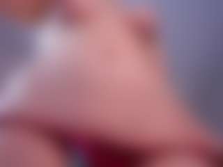 Live cam show with Kate - Green Eyes on SpunkLive