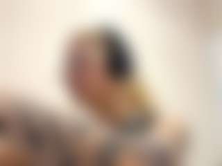 Live cam show with Rachel - Teen (18+) on live18s.com