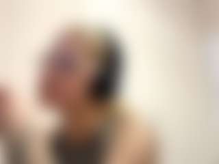 Live cam show with Rachel - Big Ass on Camversity