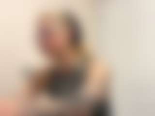 Live cam show with Rachel - New Teen (18+) on chickslive.net