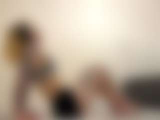 Live cam show with Rachel - Striptease Teen (18+) on CamwithHer