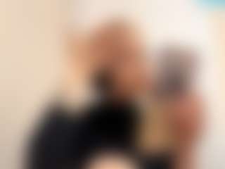 Live cam show with Rachel - Average on liverealitysex.com