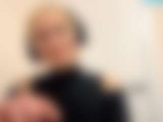 Live cam show with Rachel - Squirt White on CamwithHer | thailand