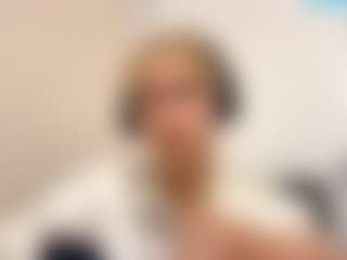 Live cam show with Rachel - Public on Strip Flash - Live Sex Shows