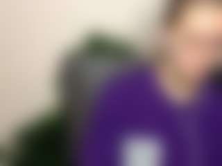 Live cam show with Rachel - Blonde Hair College on livesuperchat.net