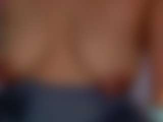 Fluffykittyhole's Live Sex Cam Show
