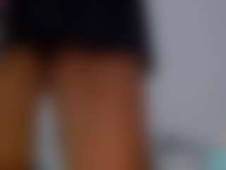 Fluffykittyhole's Live Sex Cam Show
