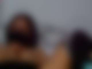 Fluffykittyhole's Live Sex Cam Show