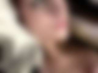Live cam show with HeleneSarmiento - Blue Eyes on Gym Cam Girls