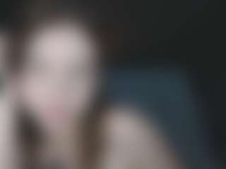henny-cs's Live Sex Cam Show