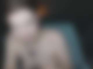 henny-cs's Live Sex Cam Show