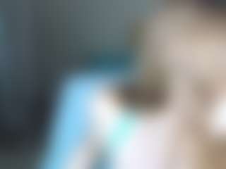 henny-cs's Live Sex Cam Show