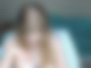henny-cs's Live Sex Cam Show