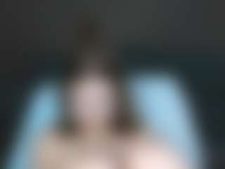henny-cs's Live Sex Cam Show