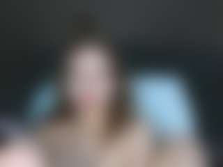 henny-cs's Live Sex Cam Show