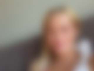 Live cam show with KyleBeatty - Teen (18+) on AdultVida.com