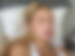 KyleBeatty MILF webcam performer live streaming